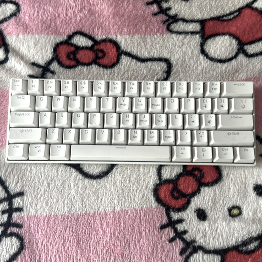 Magegee White Gaming Keyboard Blue Led - USBC NOT INCLUDED ⚠️
